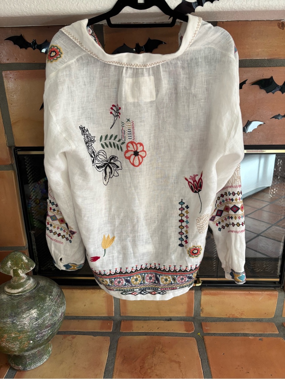 Johnny Was White Embroidered Tiger 100% linen Collared Tunic Shirt - Picture 4 of 7